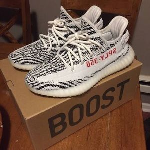 Yeezy 350v2 zebra